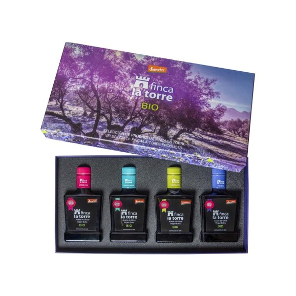 Finca la Torre Selection Case with 4 Glass bottles 250 ml.