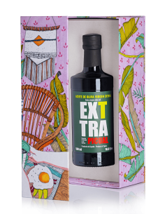 Caja ilustrada por Ana Jarén y  botella de aceite EXTTRA PICUAL 2